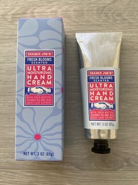 ❤️ Trader Joe’s Fresh Blooms Ultra Moisturizing Hand Cream New in Box